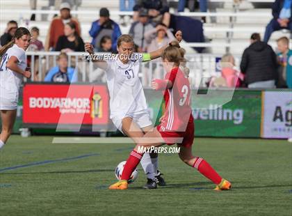Thumbnail 1 in Bountiful vs. Skyline (UHSAA 5A Final) photogallery.