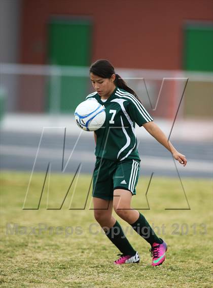 Thumbnail 3 in Santa Rita vs Cholla (Panther Tournament) photogallery.