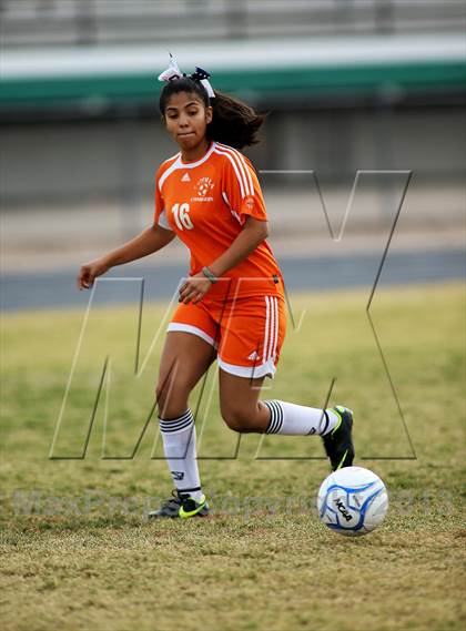 Thumbnail 2 in Santa Rita vs Cholla (Panther Tournament) photogallery.