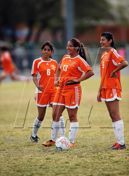 Thumbnail 1 in Santa Rita vs Cholla (Panther Tournament) photogallery.