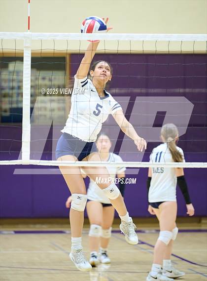 Thumbnail 3 in Urban @ Piedmont (CIF NCS Division 4 Round One) photogallery.