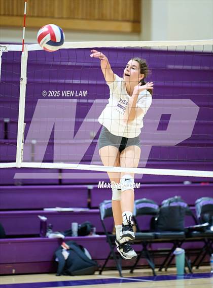 Thumbnail 1 in Urban @ Piedmont (CIF NCS Division 4 Round One) photogallery.