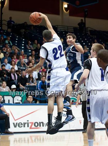 Thumbnail 2 in Foothills Christian vs Maranatha Christian (CIF SDS D5 Final) photogallery.