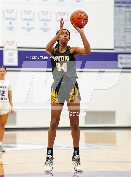 Thumbnail 3 in Avon vs. Ben Davis (Ben Davis Holiday Classic) photogallery.