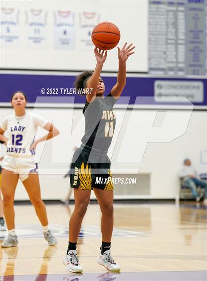 Thumbnail 1 in Avon vs. Ben Davis (Ben Davis Holiday Classic) photogallery.