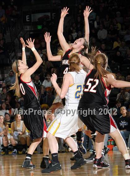 Thumbnail 2 in Simla vs. Pawnee (CHSAA 1A Final Four) photogallery.