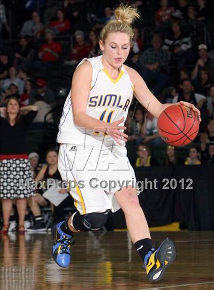 Thumbnail 2 in Simla vs. Pawnee (CHSAA 1A Final Four) photogallery.
