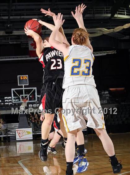 Thumbnail 1 in Simla vs. Pawnee (CHSAA 1A Final Four) photogallery.