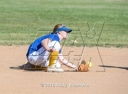Thumbnail 2 in San Pasqual @ Mission Hills photogallery.