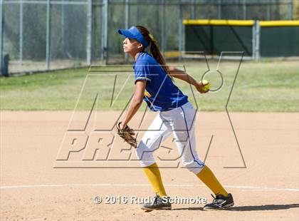 Thumbnail 2 in San Pasqual @ Mission Hills photogallery.