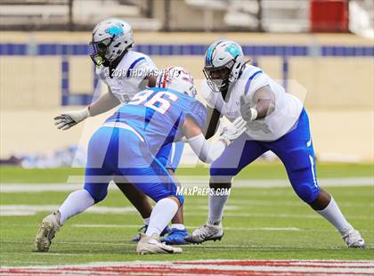 Thumbnail 3 in Westlake vs. John Curtis Christian (Battle on the Border) photogallery.