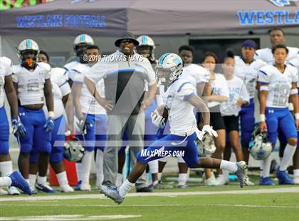 Thumbnail 2 in Westlake vs. John Curtis Christian (Battle on the Border) photogallery.