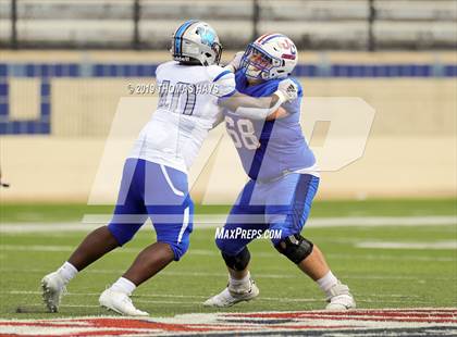 Thumbnail 3 in Westlake vs. John Curtis Christian (Battle on the Border) photogallery.
