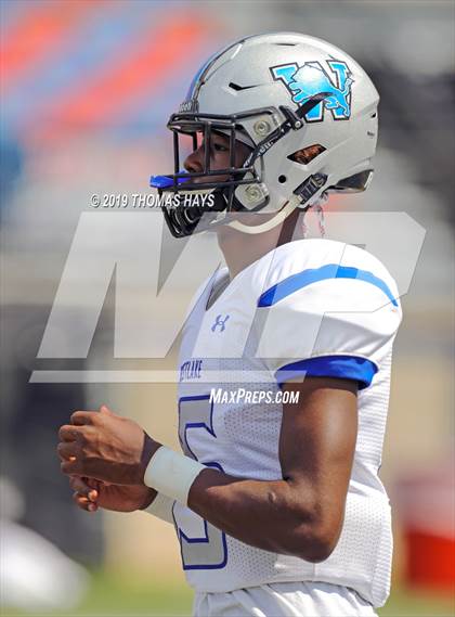 Thumbnail 1 in Westlake vs. John Curtis Christian (Battle on the Border) photogallery.