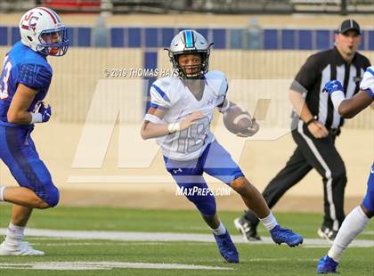 Thumbnail 2 in Westlake vs. John Curtis Christian (Battle on the Border) photogallery.