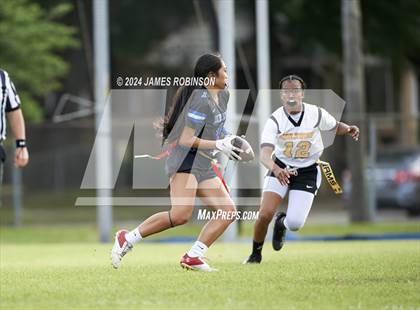 Thumbnail 3 in Stanton vs Englewood (FHSAA 1A District 7A Final) photogallery.