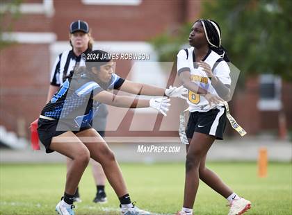 Thumbnail 3 in Stanton vs Englewood (FHSAA 1A District 7A Final) photogallery.