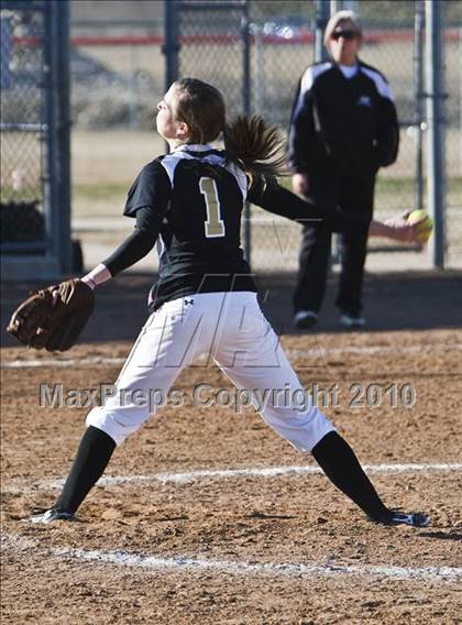 Thumbnail 3 in Irving vs Cleburne (Brewer Tournament) photogallery.