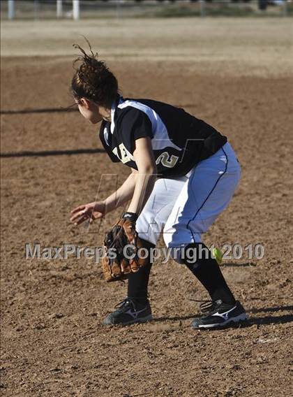 Thumbnail 3 in Irving vs Cleburne (Brewer Tournament) photogallery.