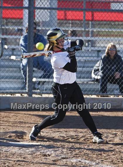 Thumbnail 3 in Irving vs Cleburne (Brewer Tournament) photogallery.