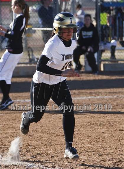 Thumbnail 3 in Irving vs Cleburne (Brewer Tournament) photogallery.