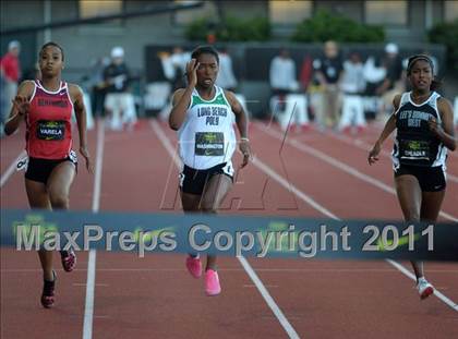 Thumbnail 1 in 2011 Nike Track Nationals photogallery.