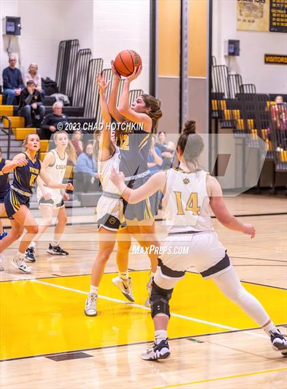 Thumbnail 2 in Victor @ Honeoye Falls-Lima photogallery.