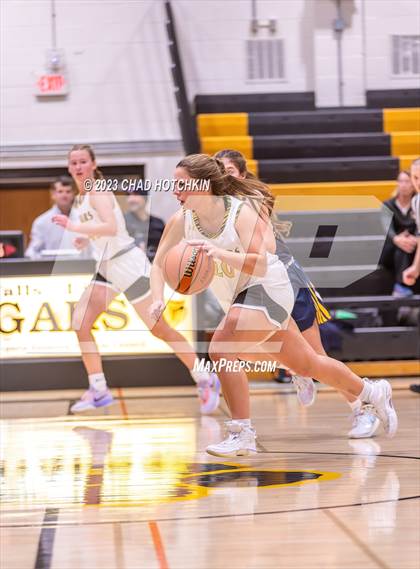 Thumbnail 1 in Victor @ Honeoye Falls-Lima photogallery.