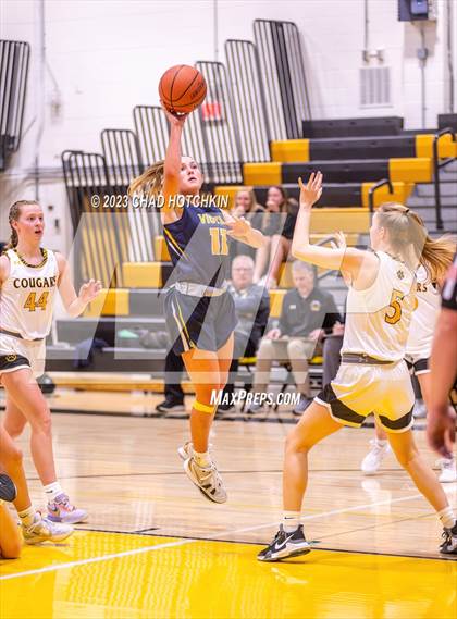 Thumbnail 3 in Victor @ Honeoye Falls-Lima photogallery.