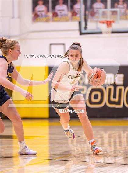 Thumbnail 3 in Victor @ Honeoye Falls-Lima photogallery.