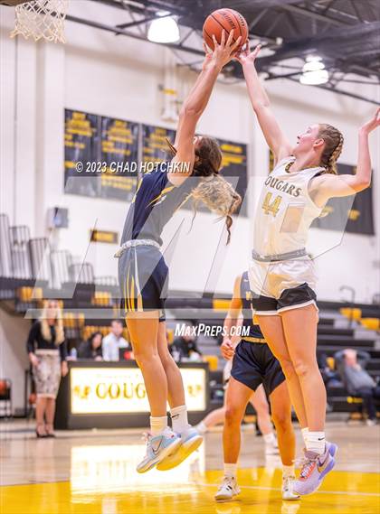 Thumbnail 2 in Victor @ Honeoye Falls-Lima photogallery.