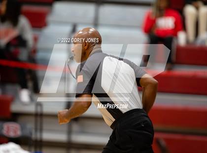 Thumbnail 2 in Statesboro vs Veterans (HypeSouth Hardwood Invitational) photogallery.