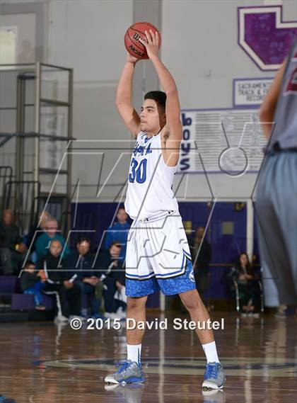 Thumbnail 3 in Weston Ranch vs. Capital Christian (St. Hope Elite Classic) photogallery.