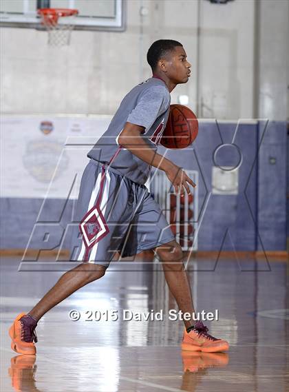 Thumbnail 2 in Weston Ranch vs. Capital Christian (St. Hope Elite Classic) photogallery.