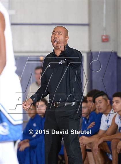 Thumbnail 1 in Weston Ranch vs. Capital Christian (St. Hope Elite Classic) photogallery.