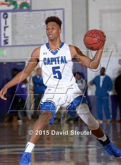Thumbnail 1 in Weston Ranch vs. Capital Christian (St. Hope Elite Classic) photogallery.