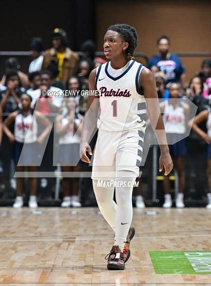 Thumbnail 3 in Business Engineering Science Tech vs. Southwest (GHSA A Division I Championship) photogallery.