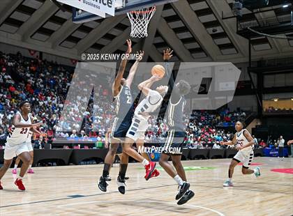 Thumbnail 3 in Business Engineering Science Tech vs. Southwest (GHSA A Division I Championship) photogallery.