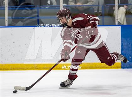 Thumbnail 2 in Bedford vs Hanover (Brian C. Stone Memorial Christmas Tournament) photogallery.