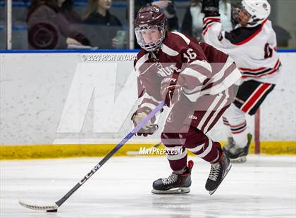 Thumbnail 2 in Bedford vs Hanover (Brian C. Stone Memorial Christmas Tournament) photogallery.