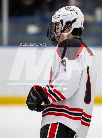 Thumbnail 2 in Bedford vs Hanover (Brian C. Stone Memorial Christmas Tournament) photogallery.
