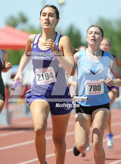 Thumbnail 2 in AIA Track & Field Championships (Girls 4x800 Relay) photogallery.