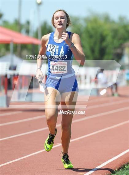 Thumbnail 2 in AIA Track & Field Championships (Girls 4x800 Relay) photogallery.