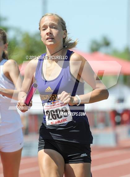 Thumbnail 2 in AIA Track & Field Championships (Girls 4x800 Relay) photogallery.
