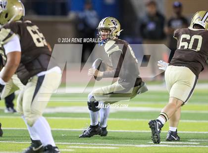 Thumbnail 1 in St. Pius X-St. Matthias Academy vs St Francis photogallery.