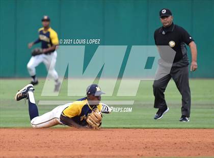 Thumbnail 3 in Arlington @ Millikan (CIF SS DIV 3 Championship) photogallery.