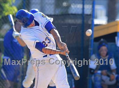 Thumbnail 2 in Point Loma vs Grossmont (CIF SDS D2 Playoffs) photogallery.