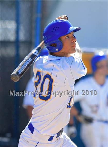 Thumbnail 2 in Point Loma vs Grossmont (CIF SDS D2 Playoffs) photogallery.