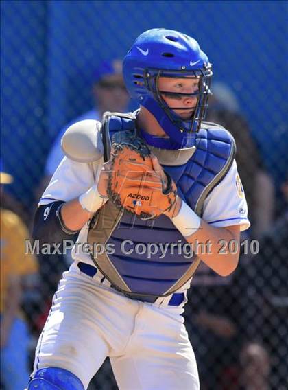 Thumbnail 2 in Point Loma vs Grossmont (CIF SDS D2 Playoffs) photogallery.
