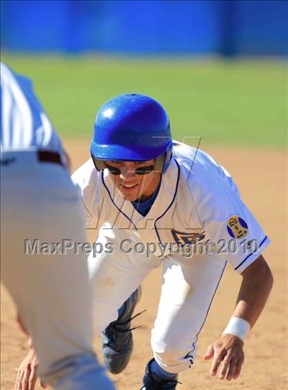 Thumbnail 2 in Point Loma vs Grossmont (CIF SDS D2 Playoffs) photogallery.